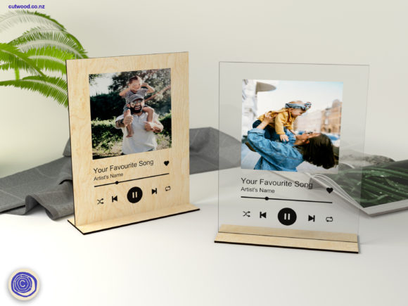 Song Plaque with Stand: A Designer's Review